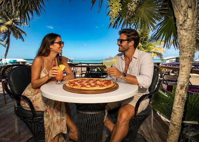 Sandbar Beachfront Hotel & Hostel Restaurant