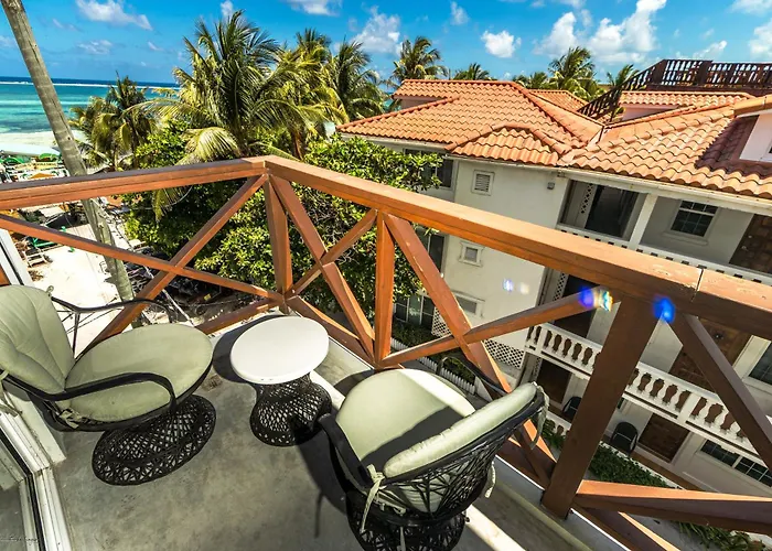Sandbar Beachfront Hotel & Hostel Restaurant Hostel San Pedro (Ambergris Caye)