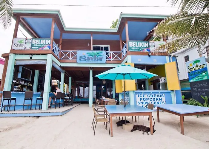 Hostel Sandbar Beachfront Hotel & Hostel Restaurant San Pedro (Ambergris Caye)